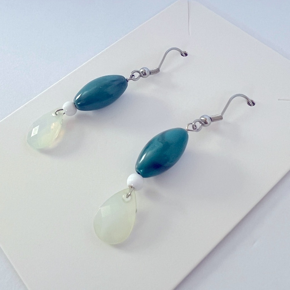 Cute, trendy handcrafted dangle earrings. Bead, wood, stone,crystals. S/G plated